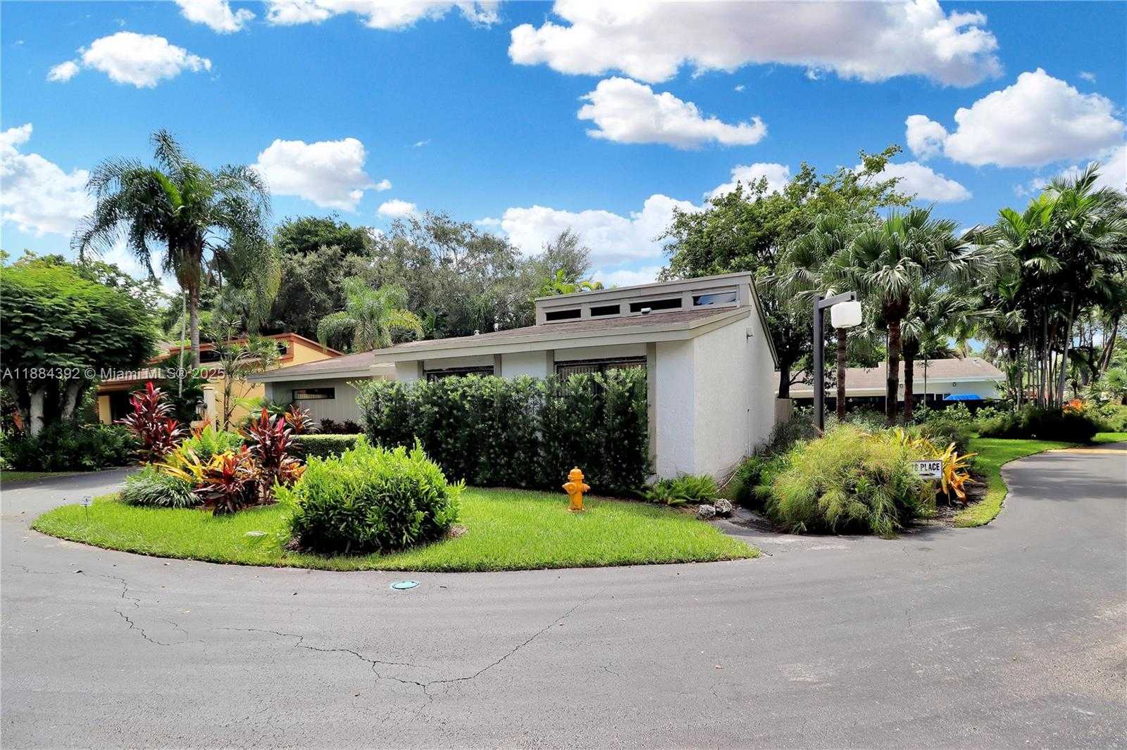Small Image of 9220 SOUTH WEST 78TH CT, Miami Number 32