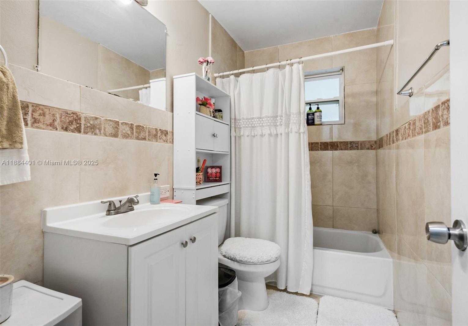 Small Image of 621 SOUTH WEST 50TH TER, Margate Number 9