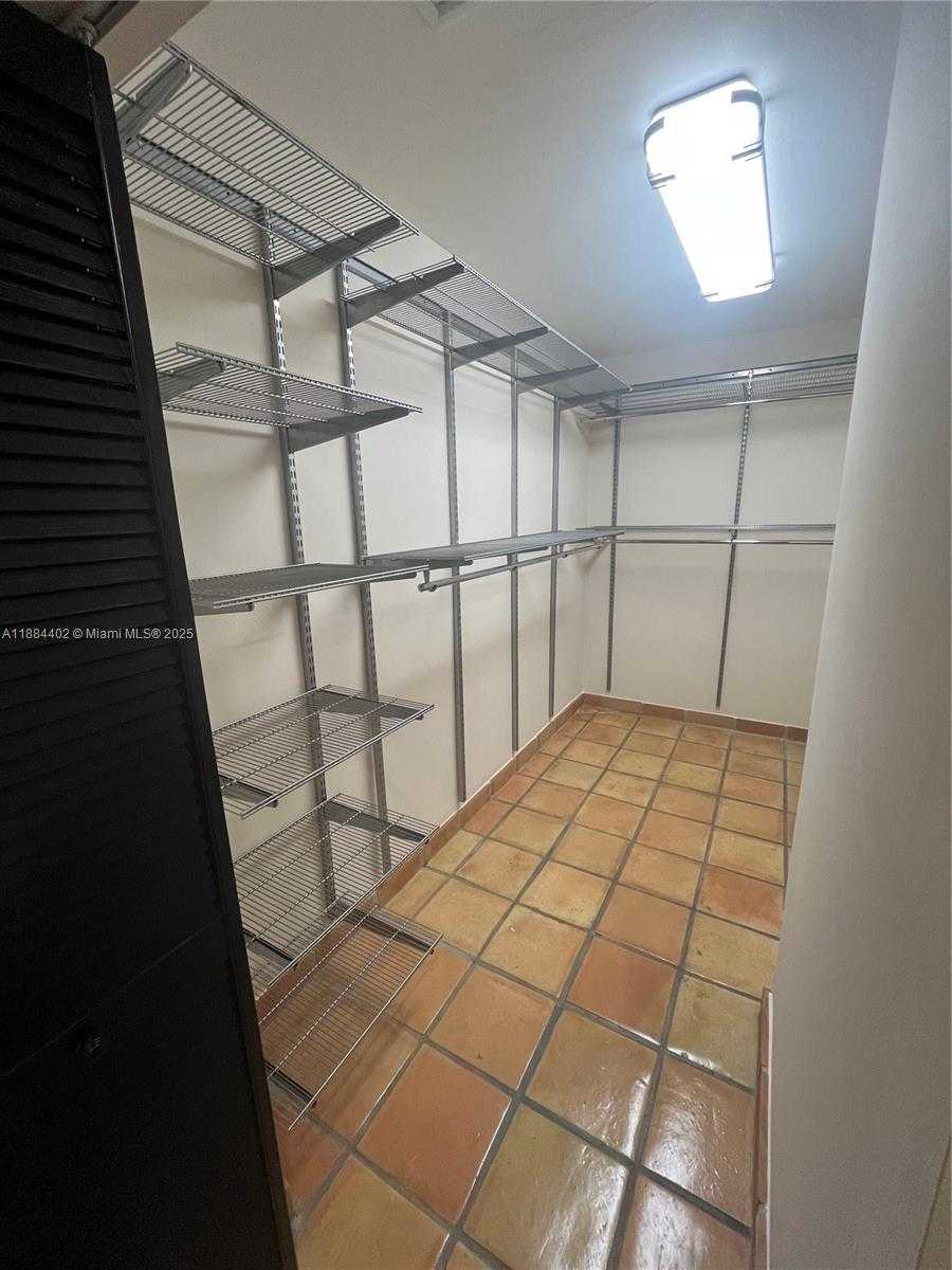Small Image of 22600 SOUTH WEST 180TH CT, Miami Number 27