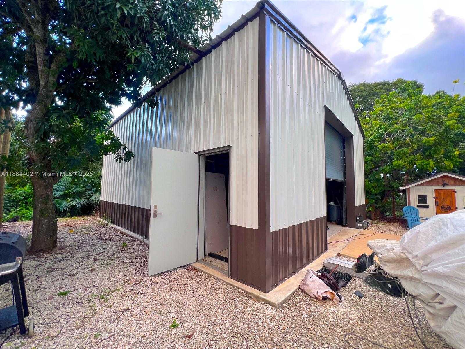 Small Image of 22600 SOUTH WEST 180TH CT, Miami Number 35
