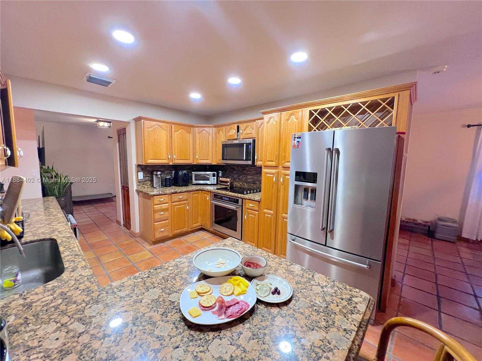 Small Image of 22600 SOUTH WEST 180TH CT, Miami Number 7