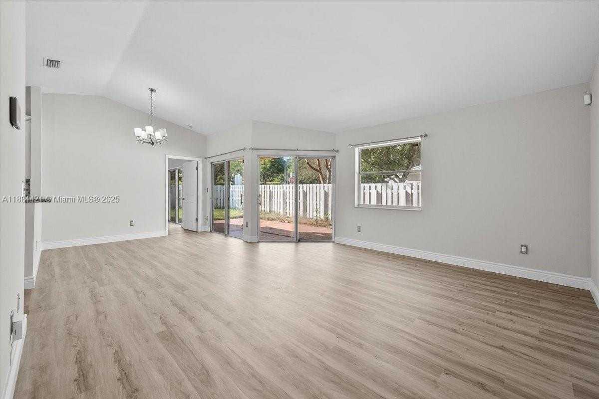 Small Image of 800 NORTH WEST 99TH AVE, Plantation Number 4