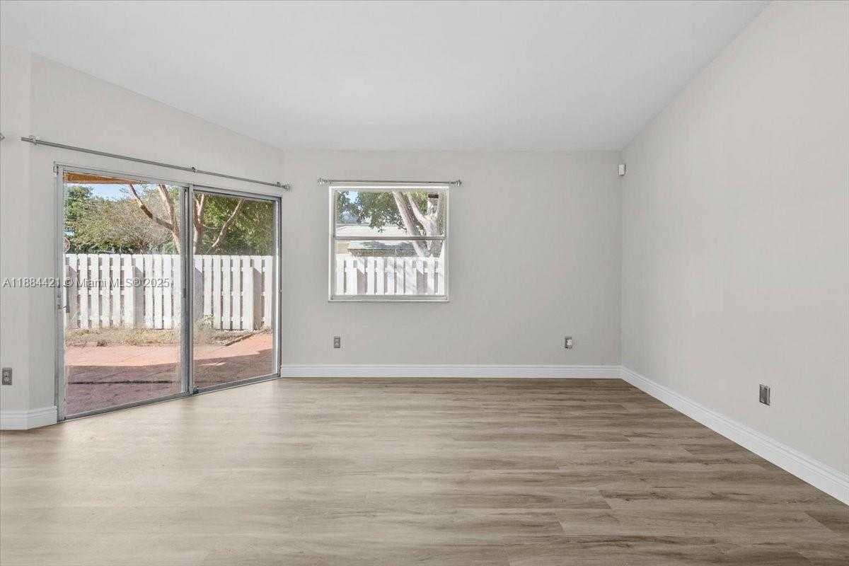 Small Image of 800 NORTH WEST 99TH AVE, Plantation Number 5