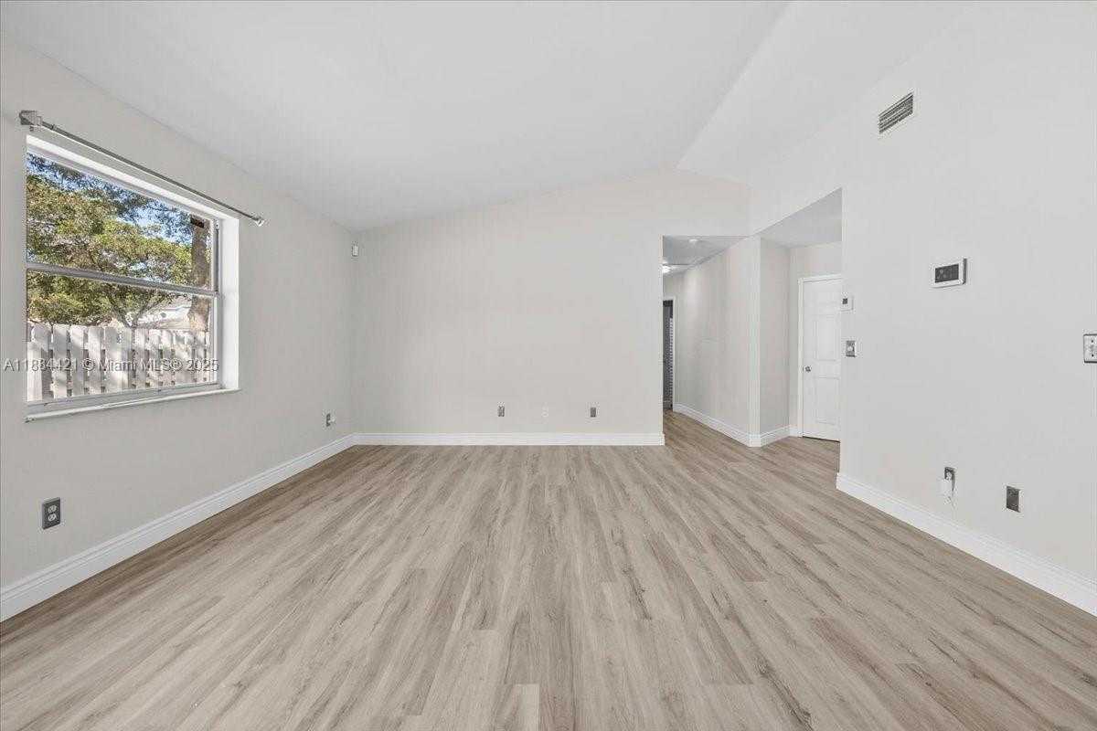 Small Image of 800 NORTH WEST 99TH AVE, Plantation Number 6