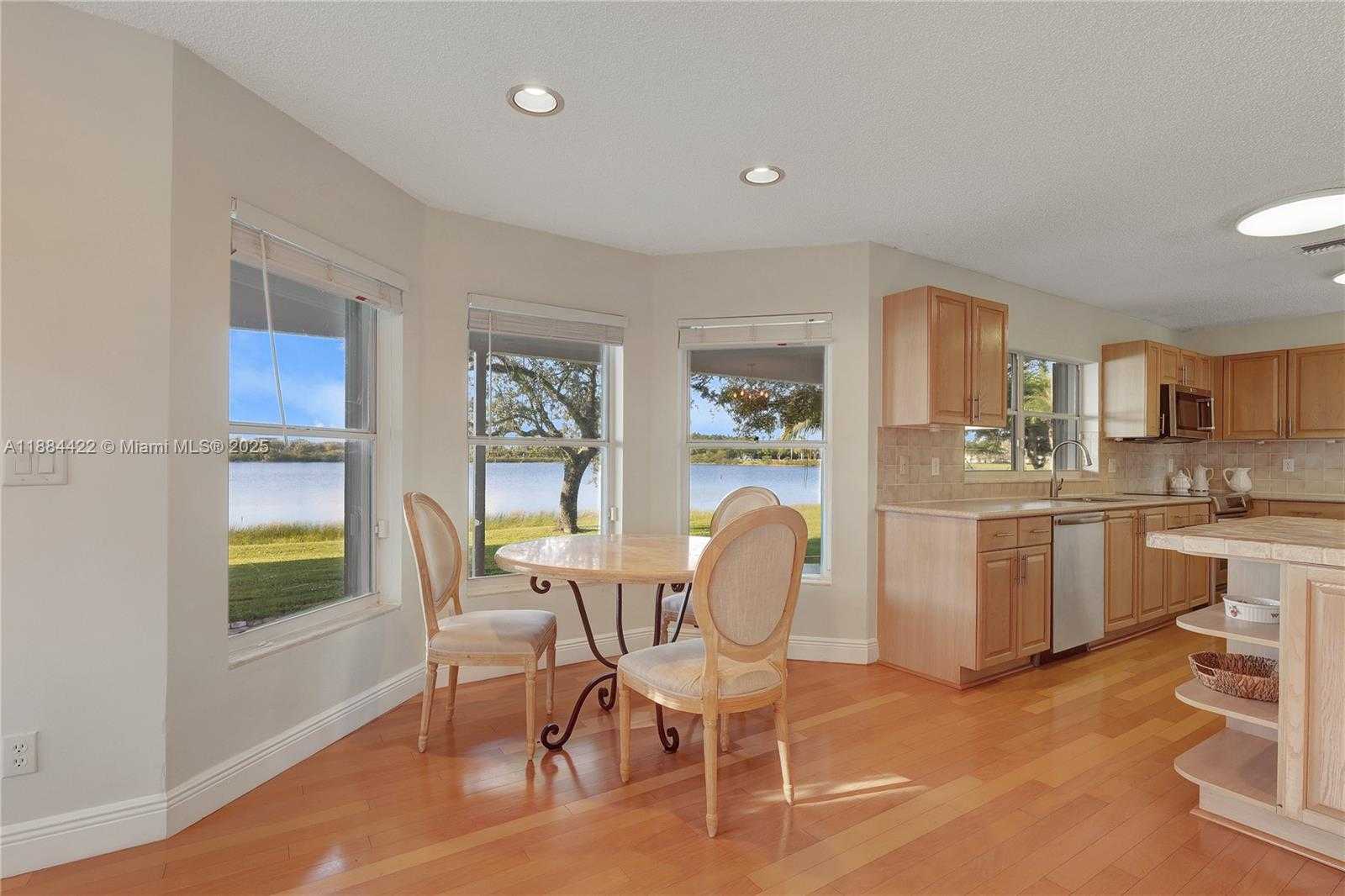 Small Image of 17516 NORTH WEST 7TH ST, Pembroke Pines Number 20