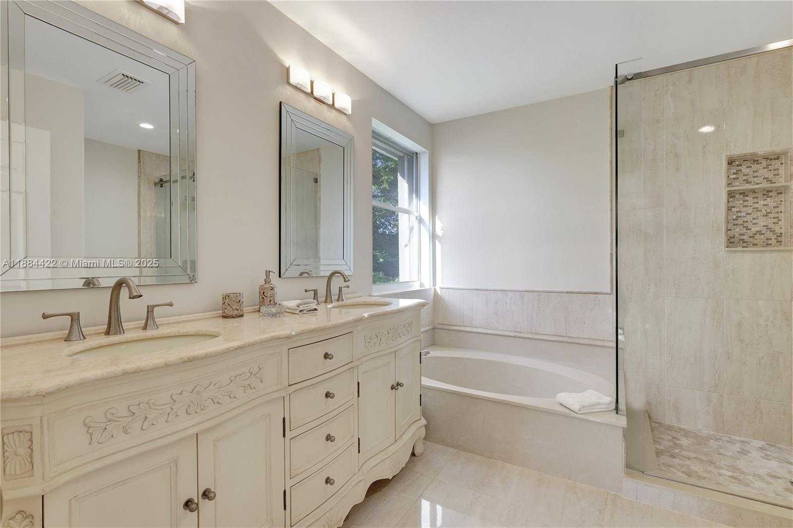 Small Image of 17516 NORTH WEST 7TH ST, Pembroke Pines Number 29