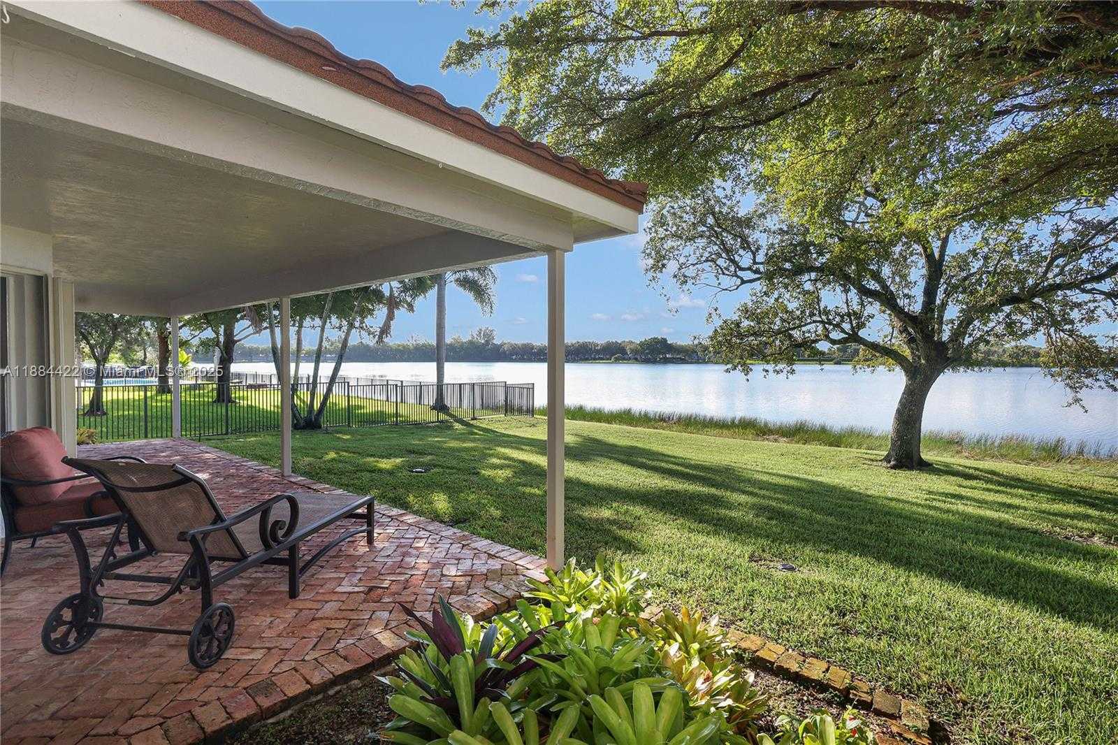 Small Image of 17516 NORTH WEST 7TH ST, Pembroke Pines Number 38