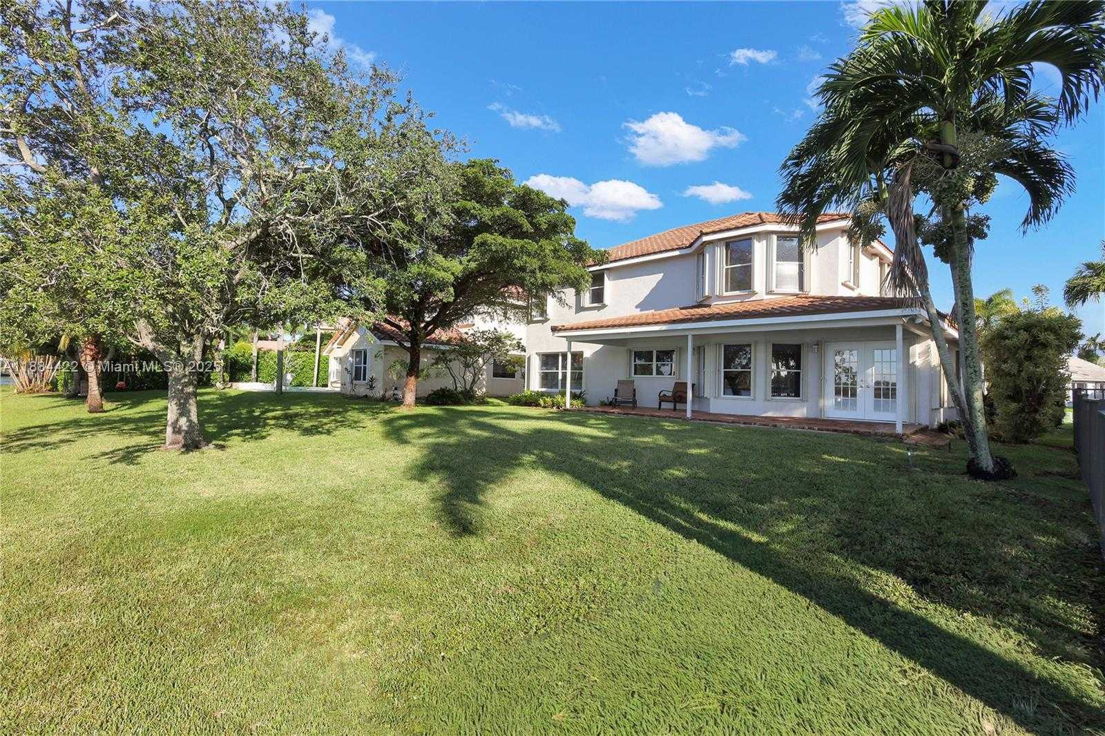Small Image of 17516 NORTH WEST 7TH ST, Pembroke Pines Number 42