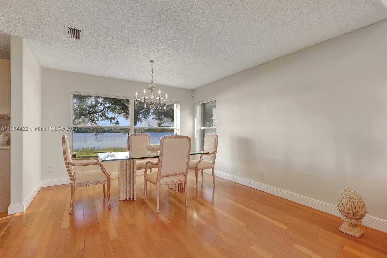 Small Image of 17516 NORTH WEST 7TH ST, Pembroke Pines Number 8