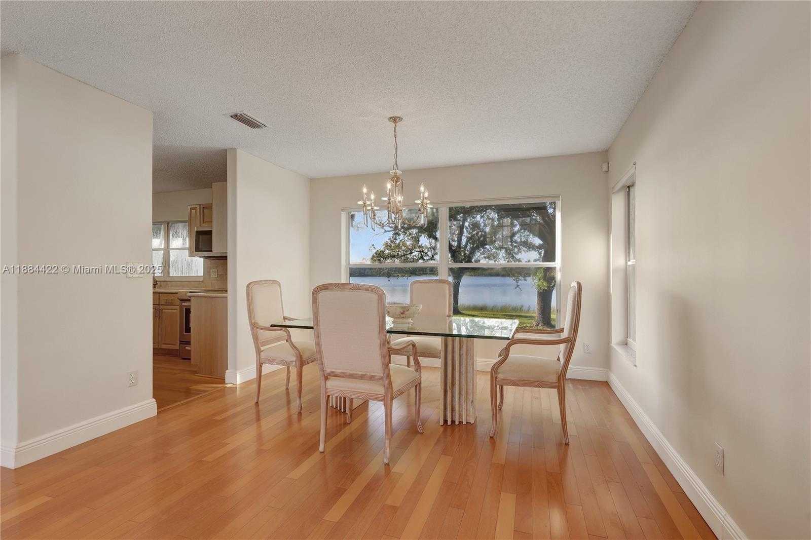 Small Image of 17516 NORTH WEST 7TH ST, Pembroke Pines Number 9