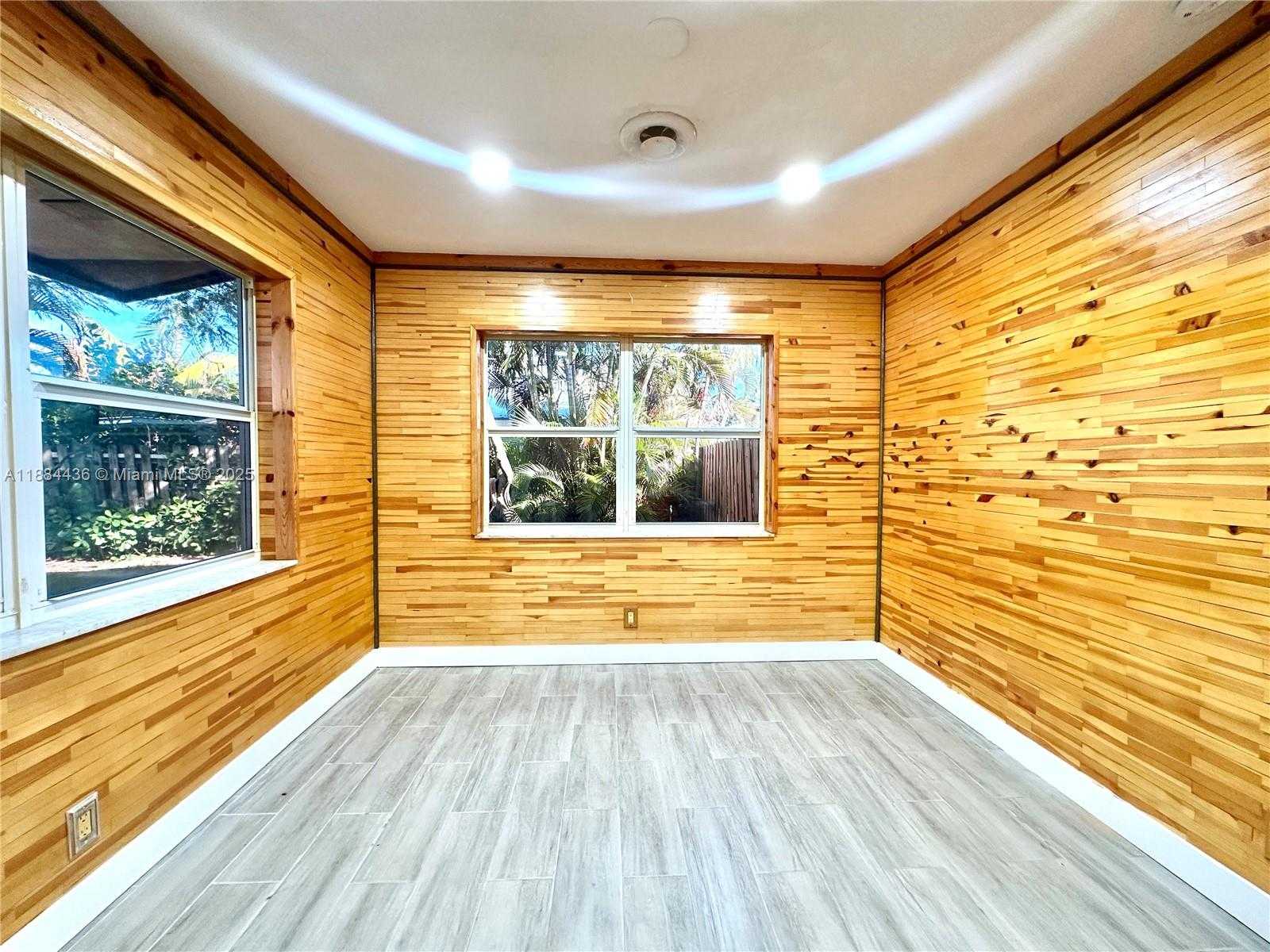 Small Image of 912 NORTH EAST 9TH CT, Pompano Beach Number 17