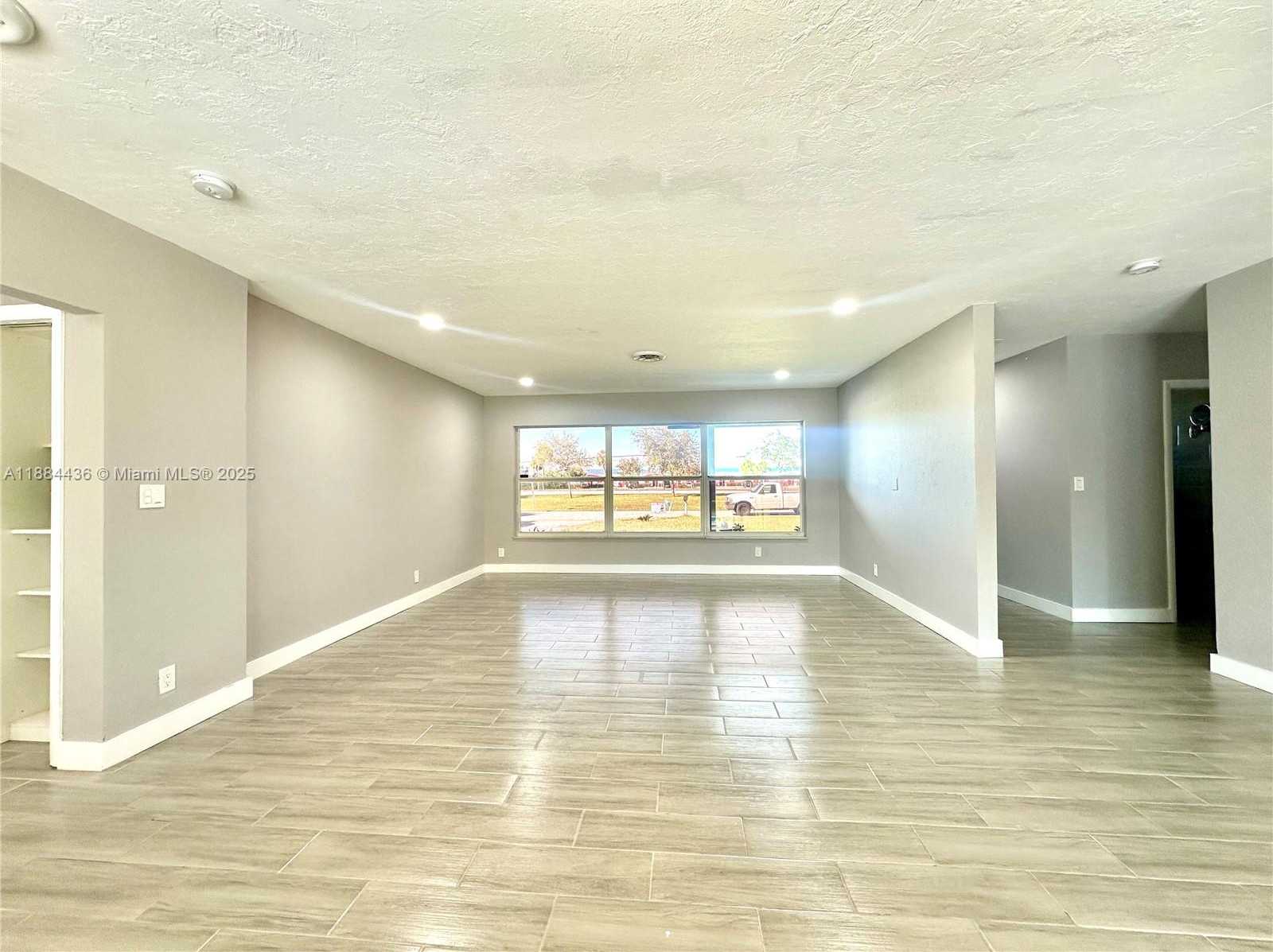 Small Image of 912 NORTH EAST 9TH CT, Pompano Beach Number 23