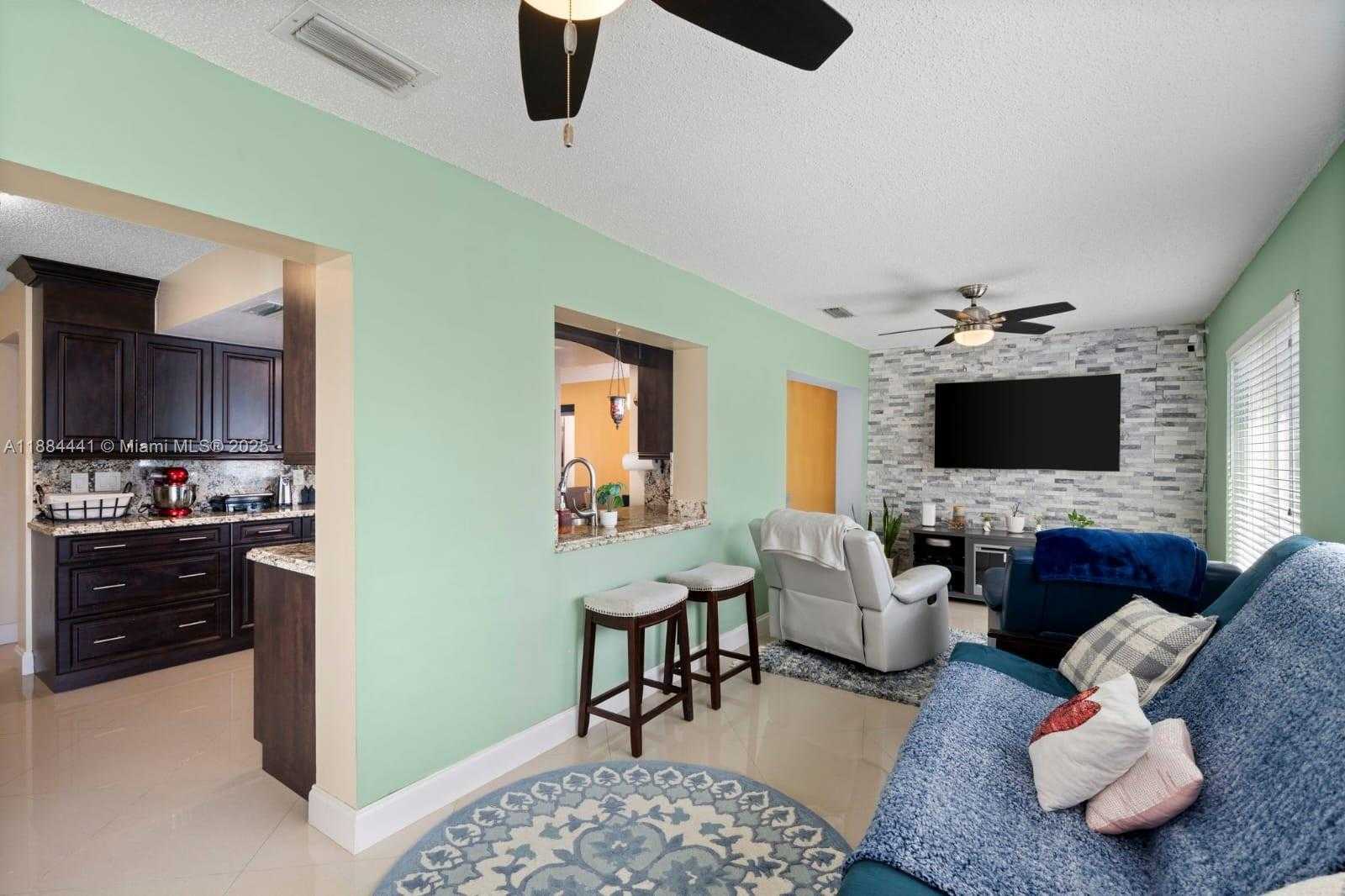 Small Image of 1270 NORTH WEST 49TH ST, Deerfield Beach Number 10