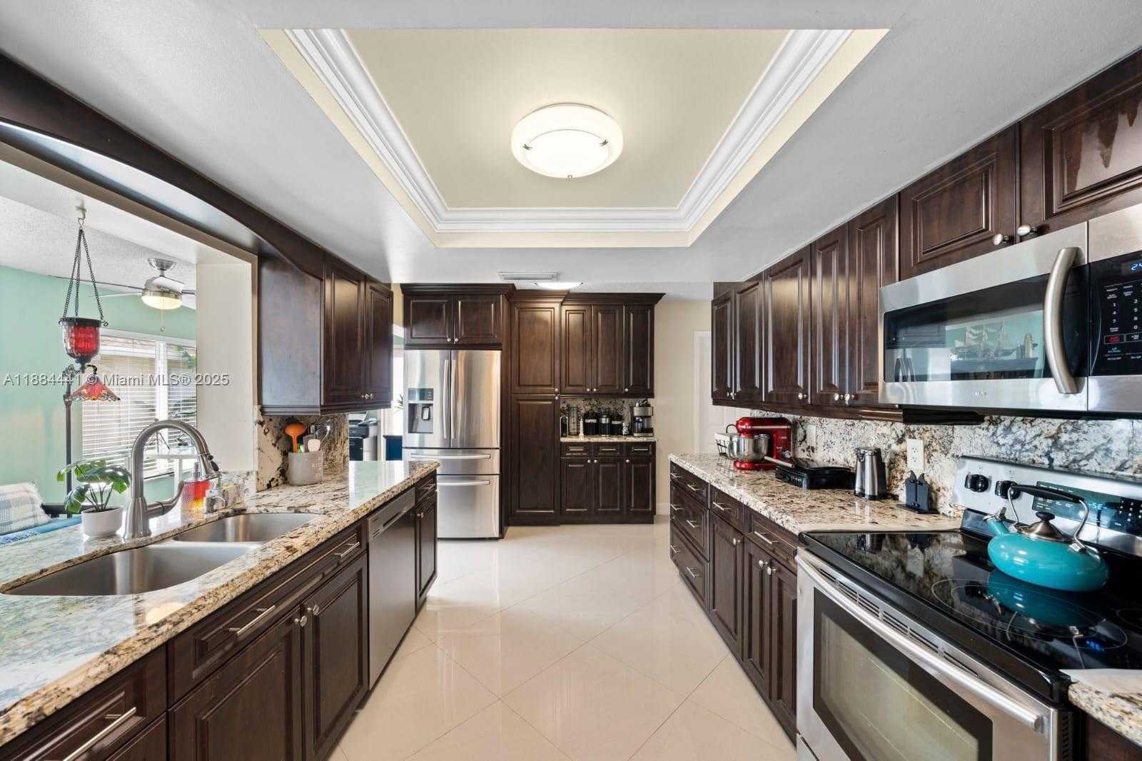 Small Image of 1270 NORTH WEST 49TH ST, Deerfield Beach Number 14