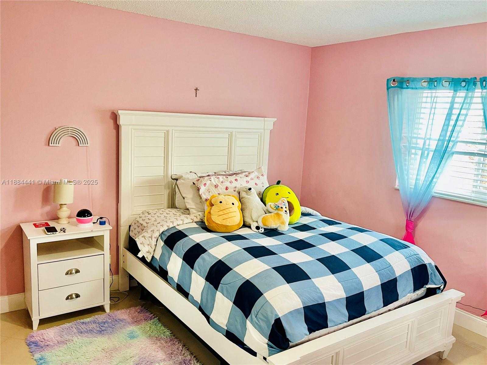 Small Image of 1270 NORTH WEST 49TH ST, Deerfield Beach Number 20