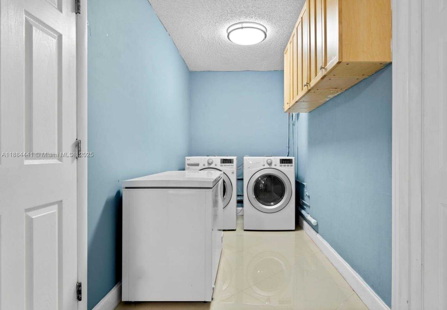 Small Image of 1270 NORTH WEST 49TH ST, Deerfield Beach Number 23