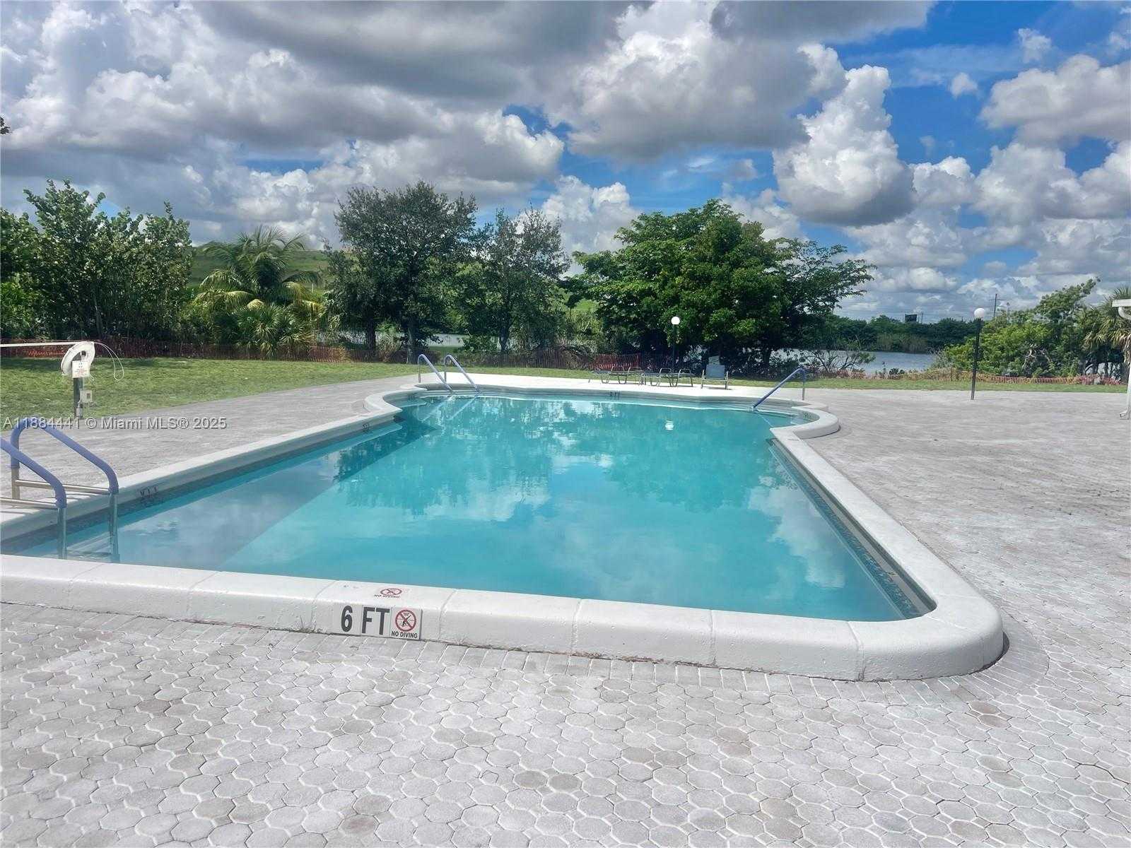 Small Image of 1270 NORTH WEST 49TH ST, Deerfield Beach Number 29