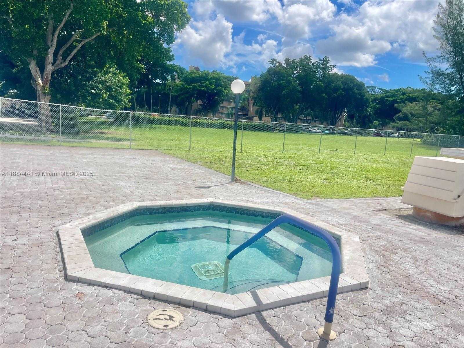 Small Image of 1270 NORTH WEST 49TH ST, Deerfield Beach Number 30