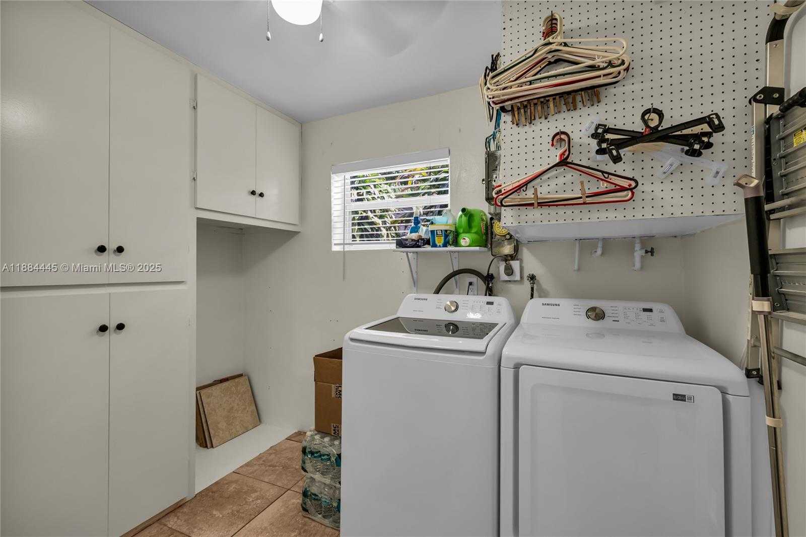 Small Image of 421 SOUTH WEST 64TH WAY, Pembroke Pines Number 18