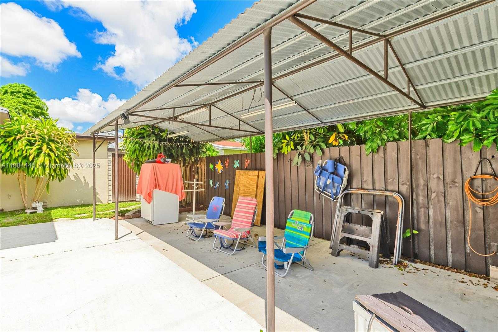 Small Image of 421 SOUTH WEST 64TH WAY, Pembroke Pines Number 31
