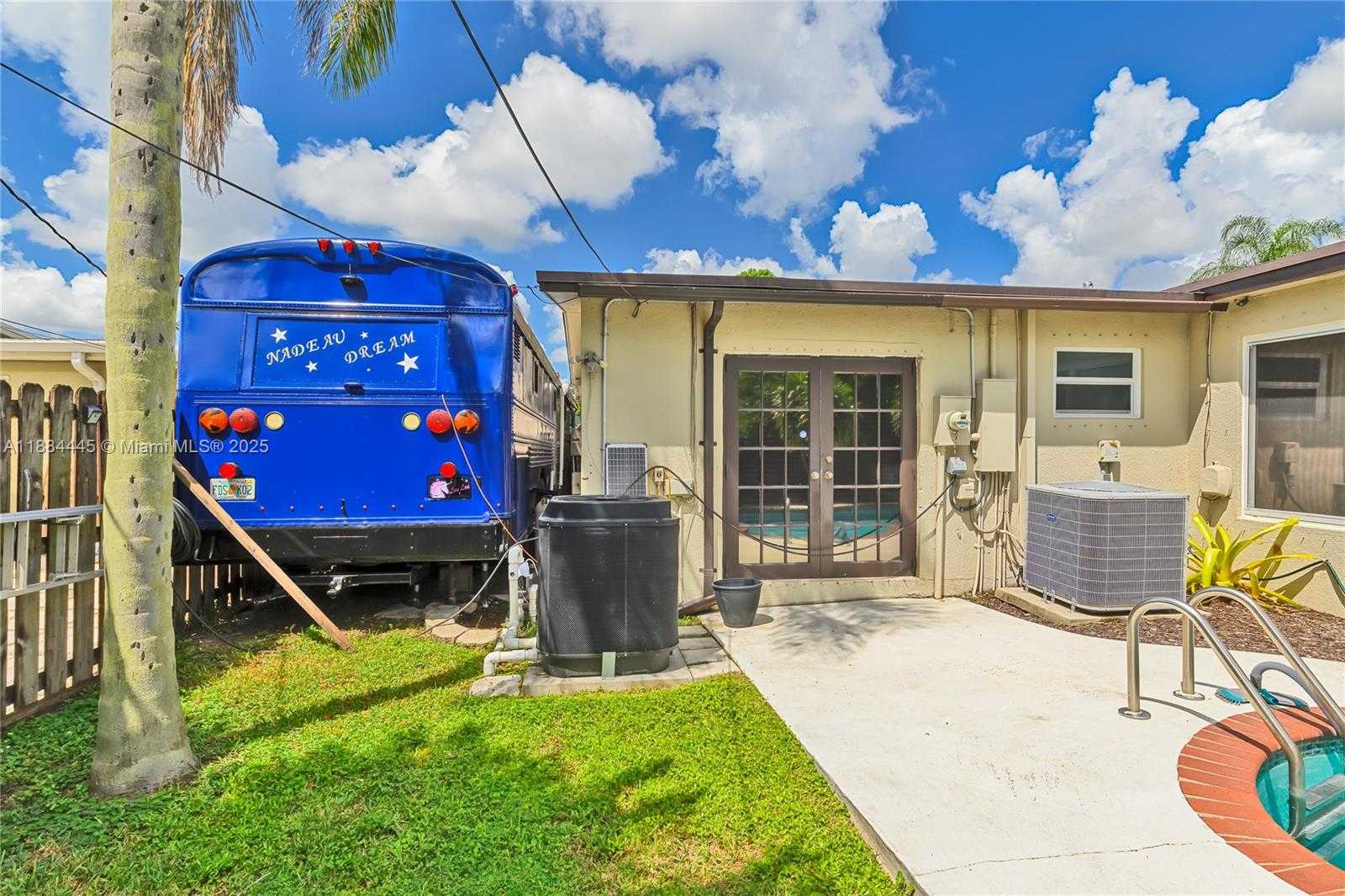 Small Image of 421 SOUTH WEST 64TH WAY, Pembroke Pines Number 32