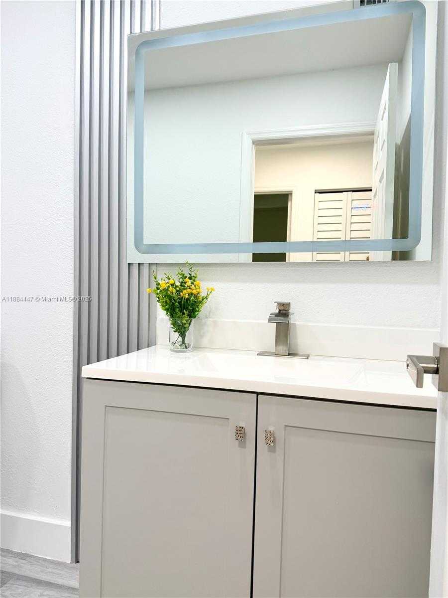 Small Image of 2850 NORTH WEST 12TH CT, Fort Lauderdale Number 11