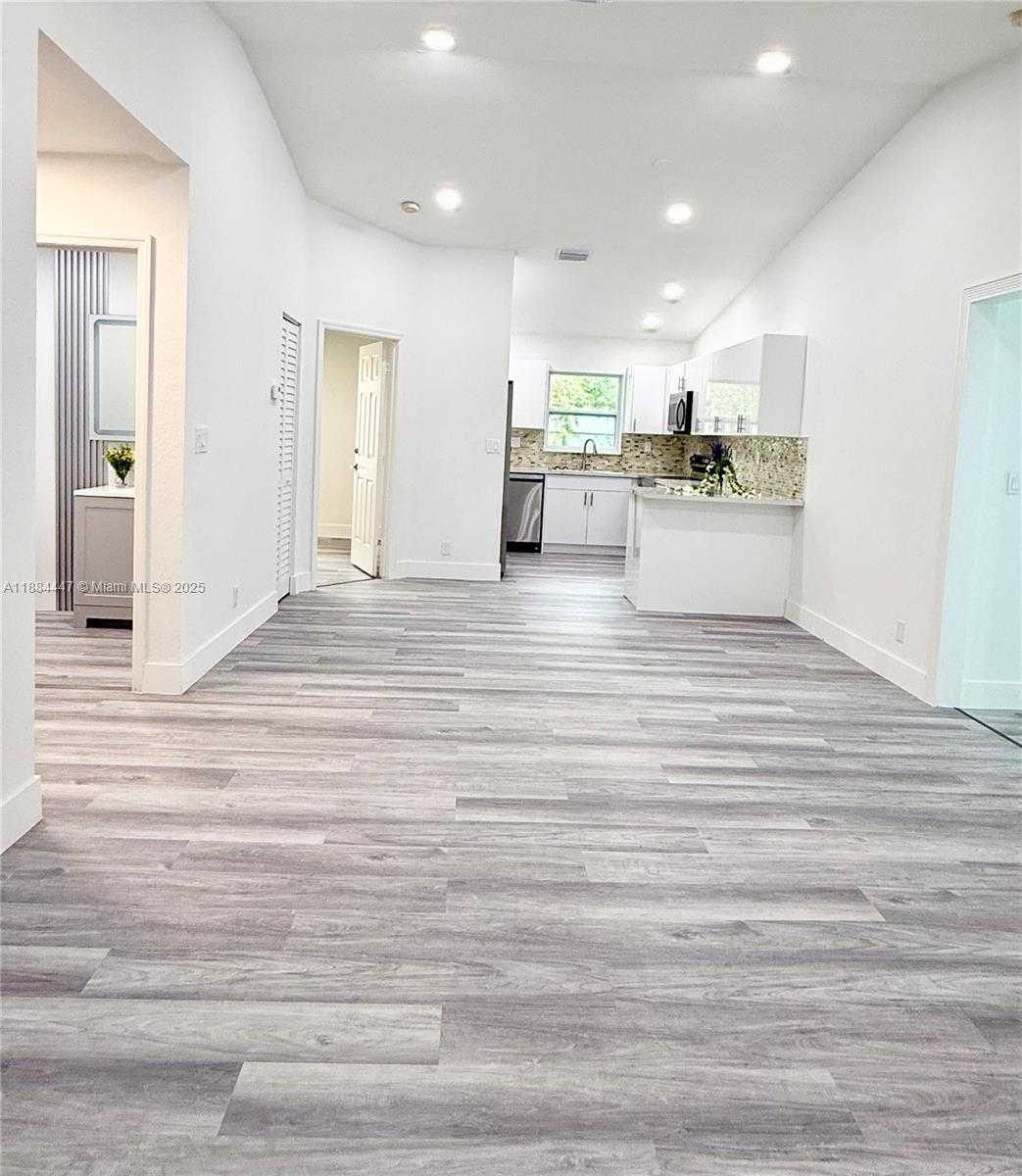 Small Image of 2850 NORTH WEST 12TH CT, Fort Lauderdale Number 2