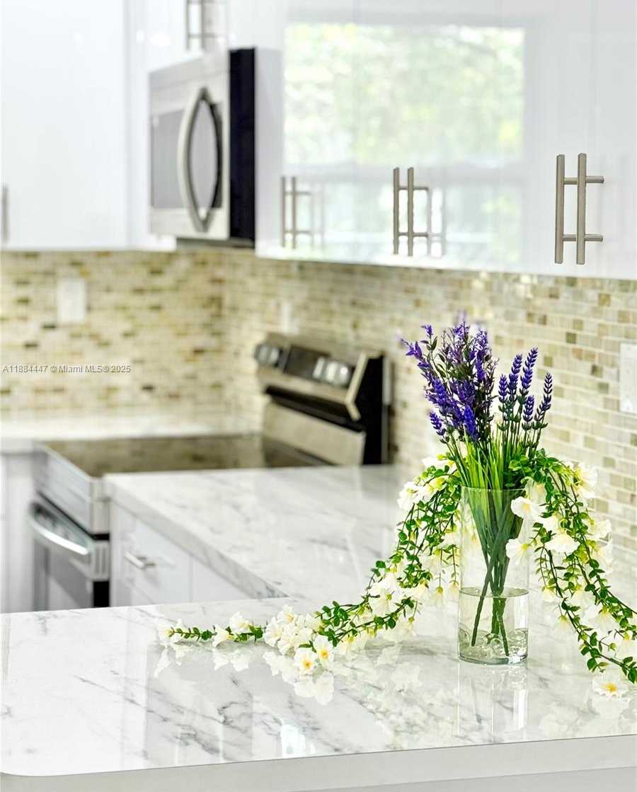 Small Image of 2850 NORTH WEST 12TH CT, Fort Lauderdale Number 8