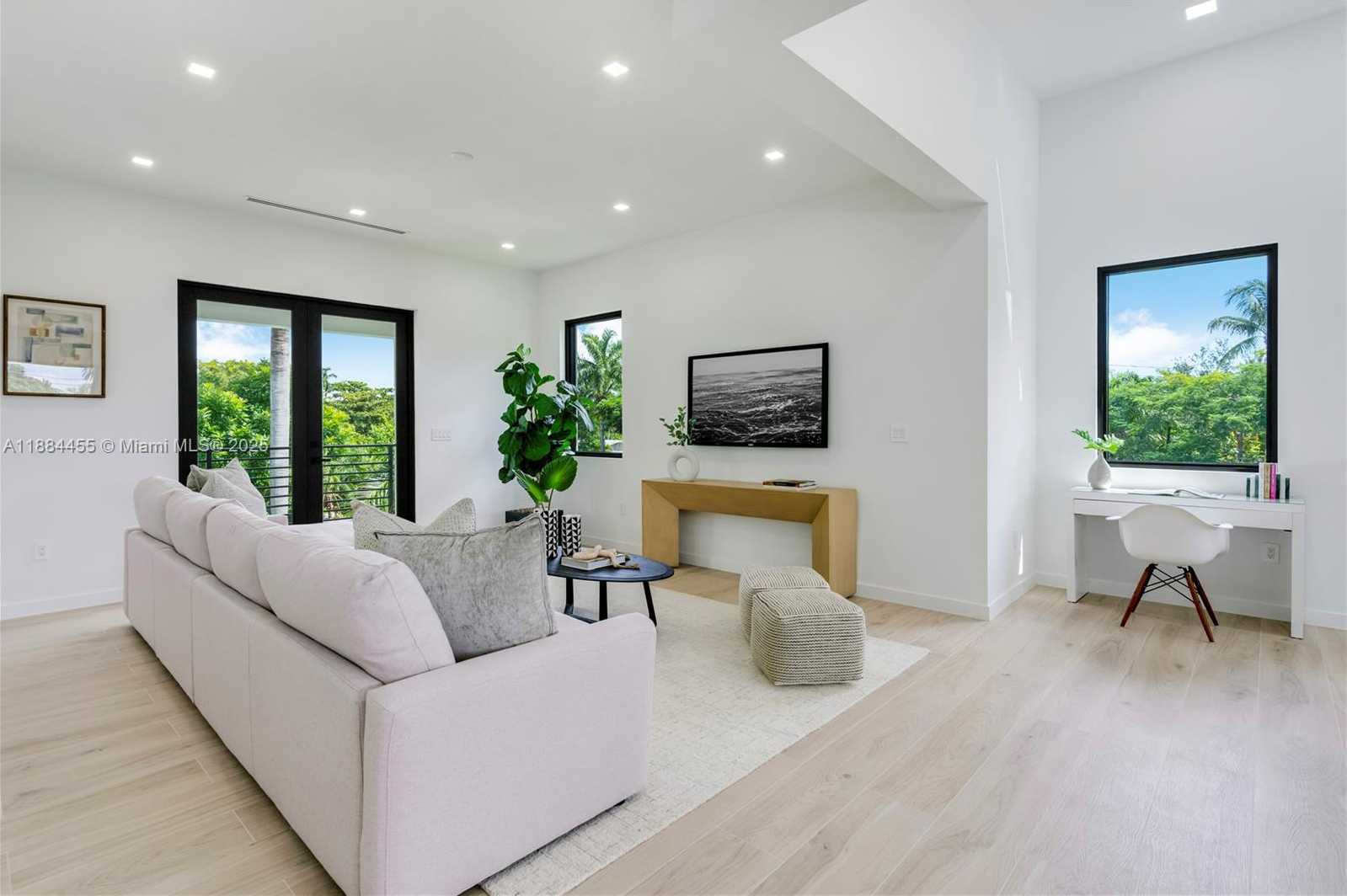 Small Image of 6401 SOUTH WEST 84TH ST, Miami Number 15