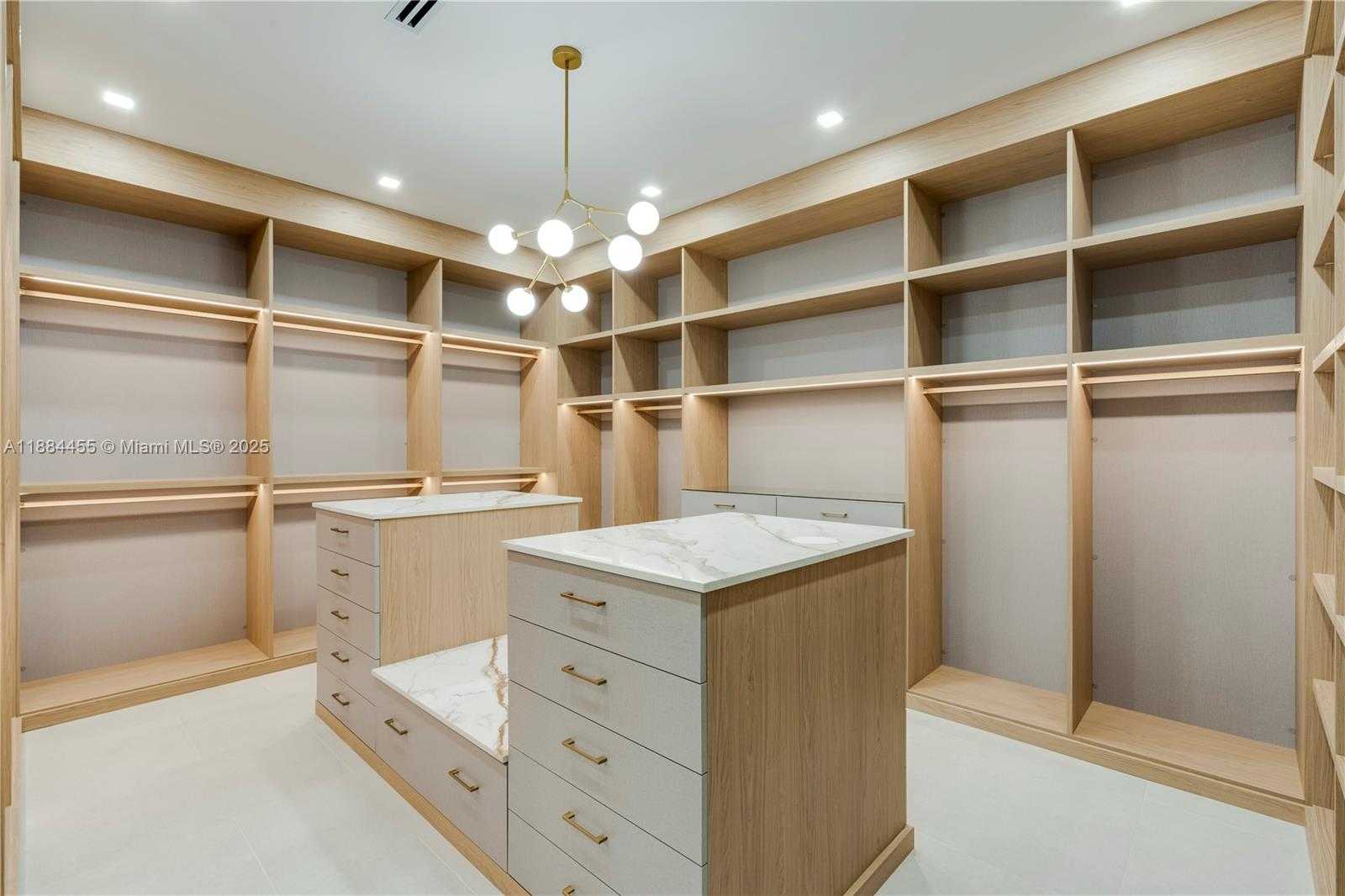 Small Image of 6401 SOUTH WEST 84TH ST, Miami Number 18