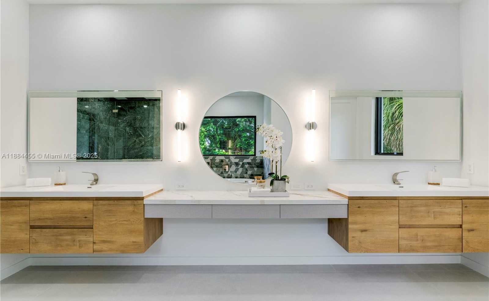 Small Image of 6401 SOUTH WEST 84TH ST, Miami Number 19