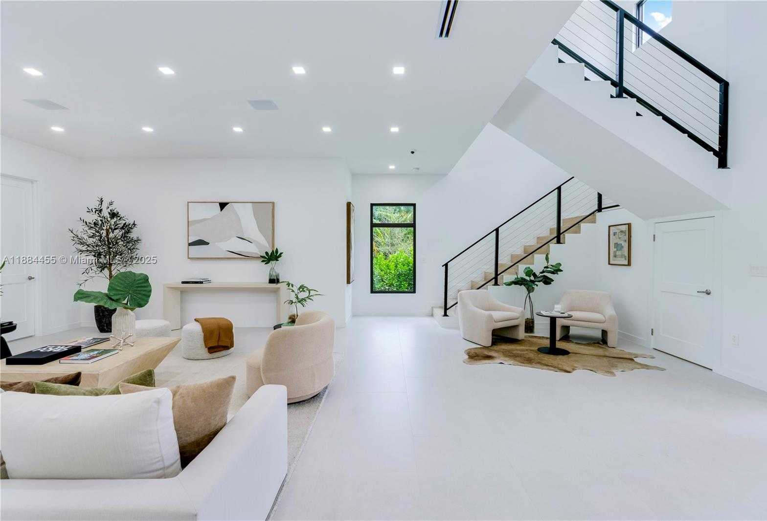 Small Image of 6401 SOUTH WEST 84TH ST, Miami Number 4