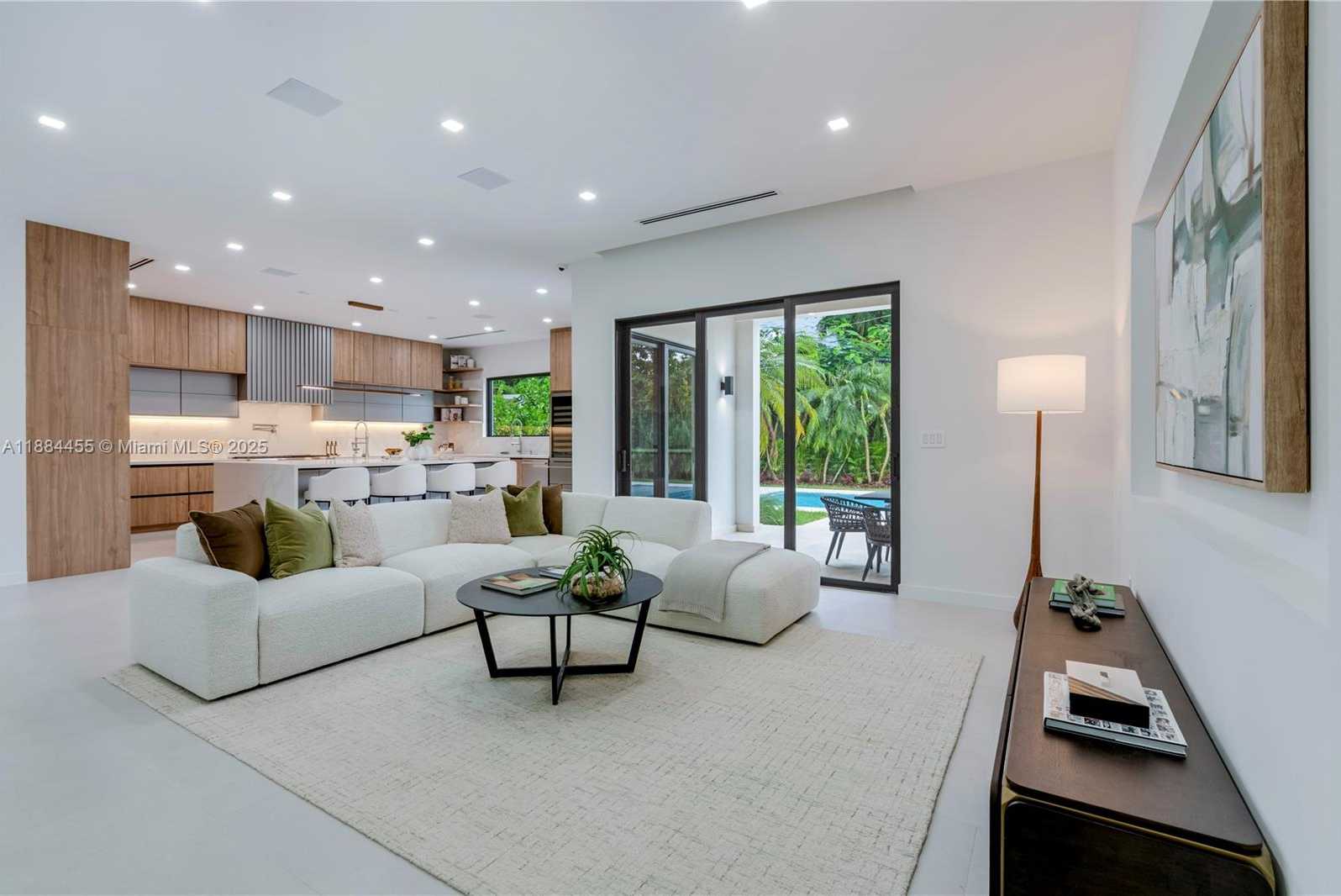 Small Image of 6401 SOUTH WEST 84TH ST, Miami Number 6