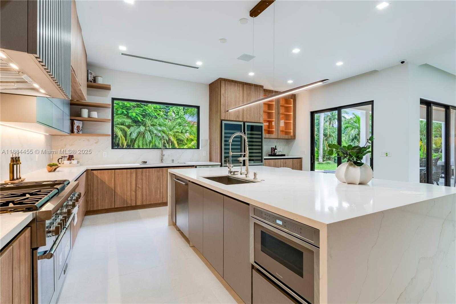 Small Image of 6401 SOUTH WEST 84TH ST, Miami Number 7