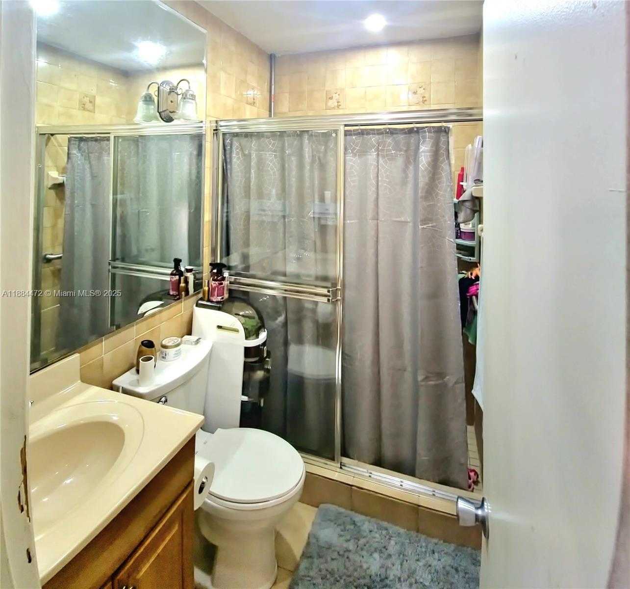 Small Image of 309 EAST 18TH ST, Hialeah Number 10