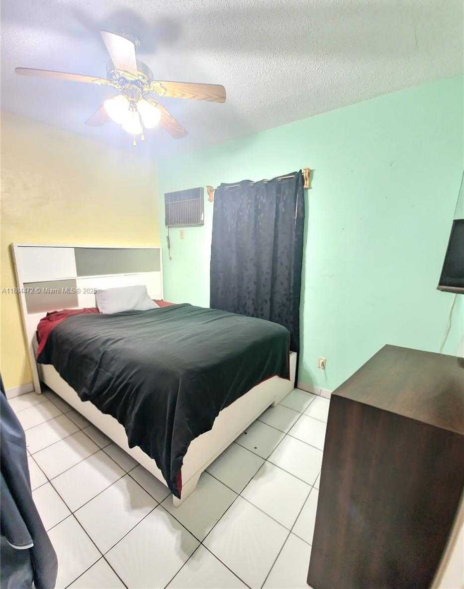 Small Image of 309 EAST 18TH ST, Hialeah Number 9