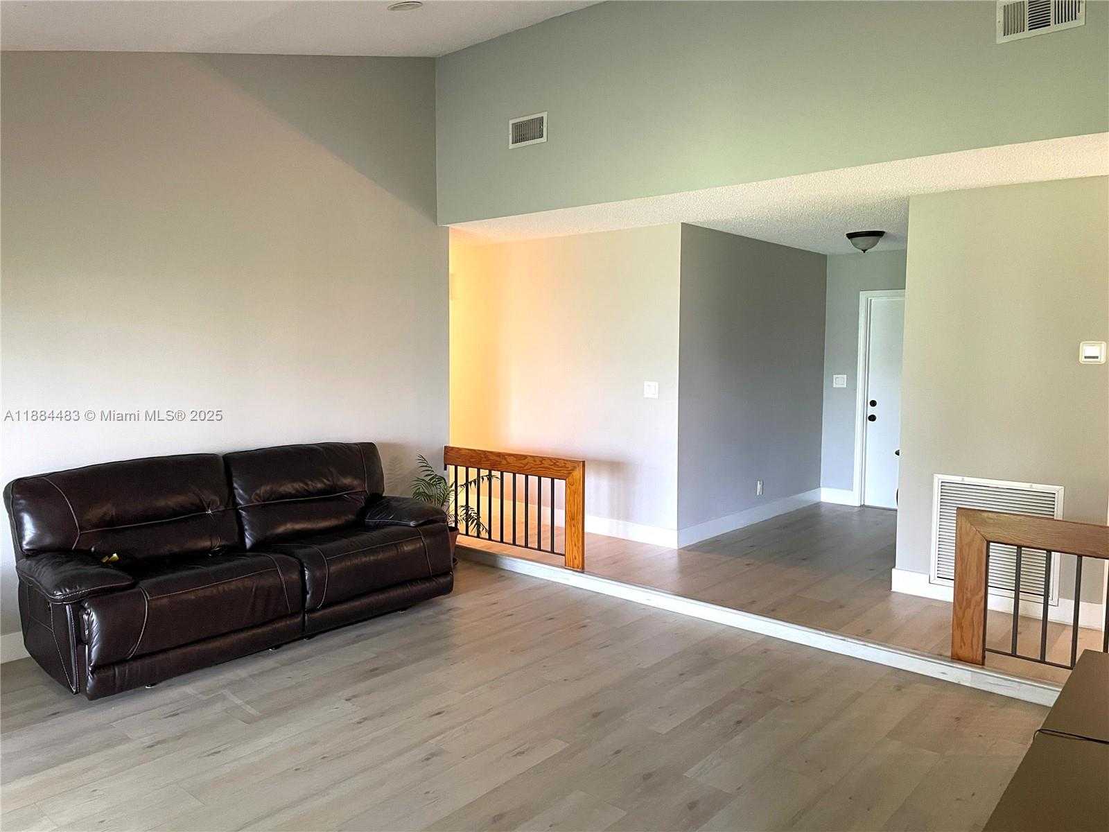 Small Image of 18052 SOUTH 105TH AVE S, Boca Raton Number 7