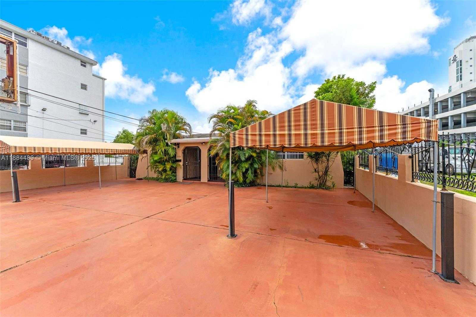 Small Image of 2524 SOUTH WEST 6TH ST, Miami Number 2