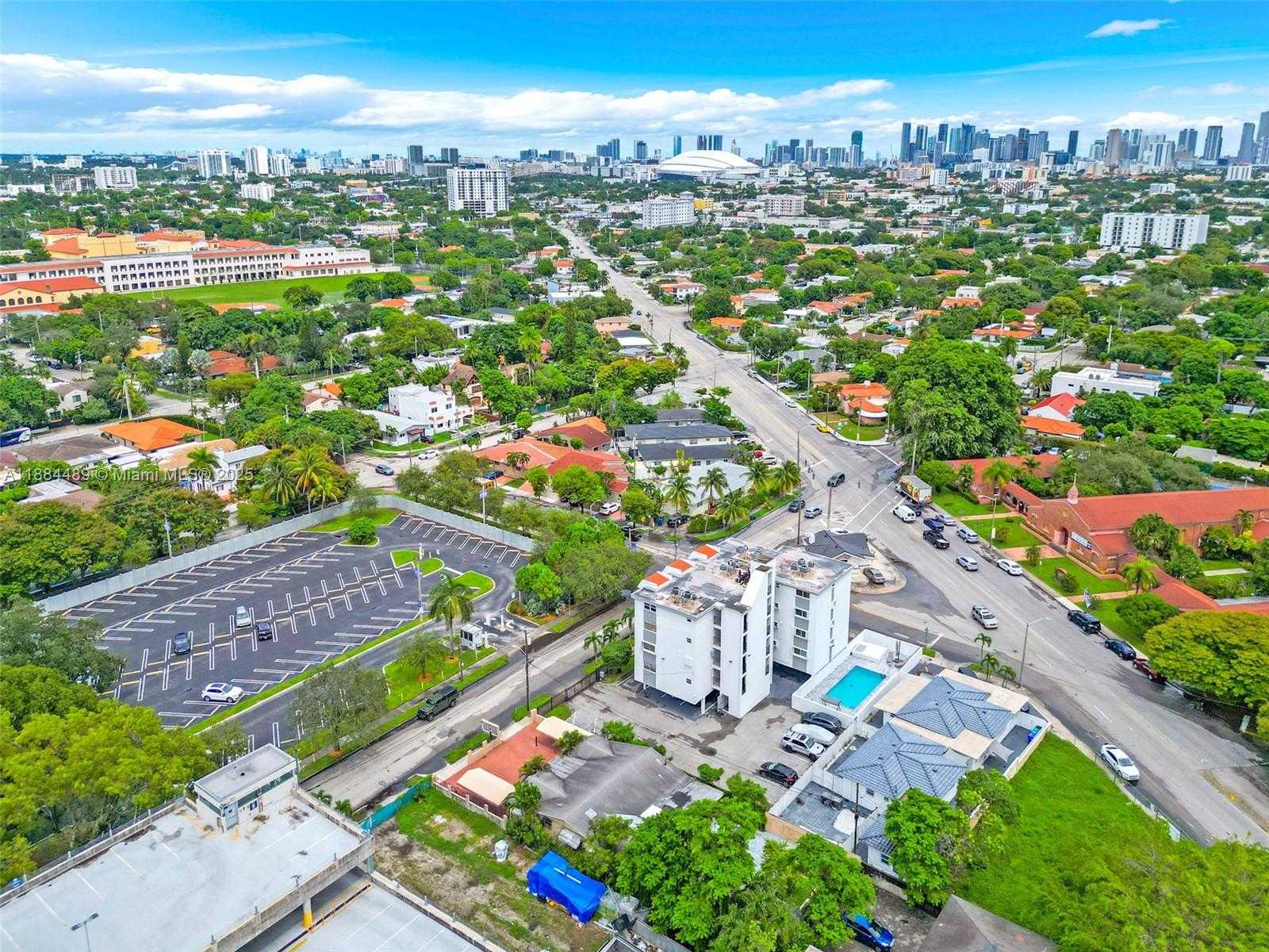 Small Image of 2524 SOUTH WEST 6TH ST, Miami Number 23
