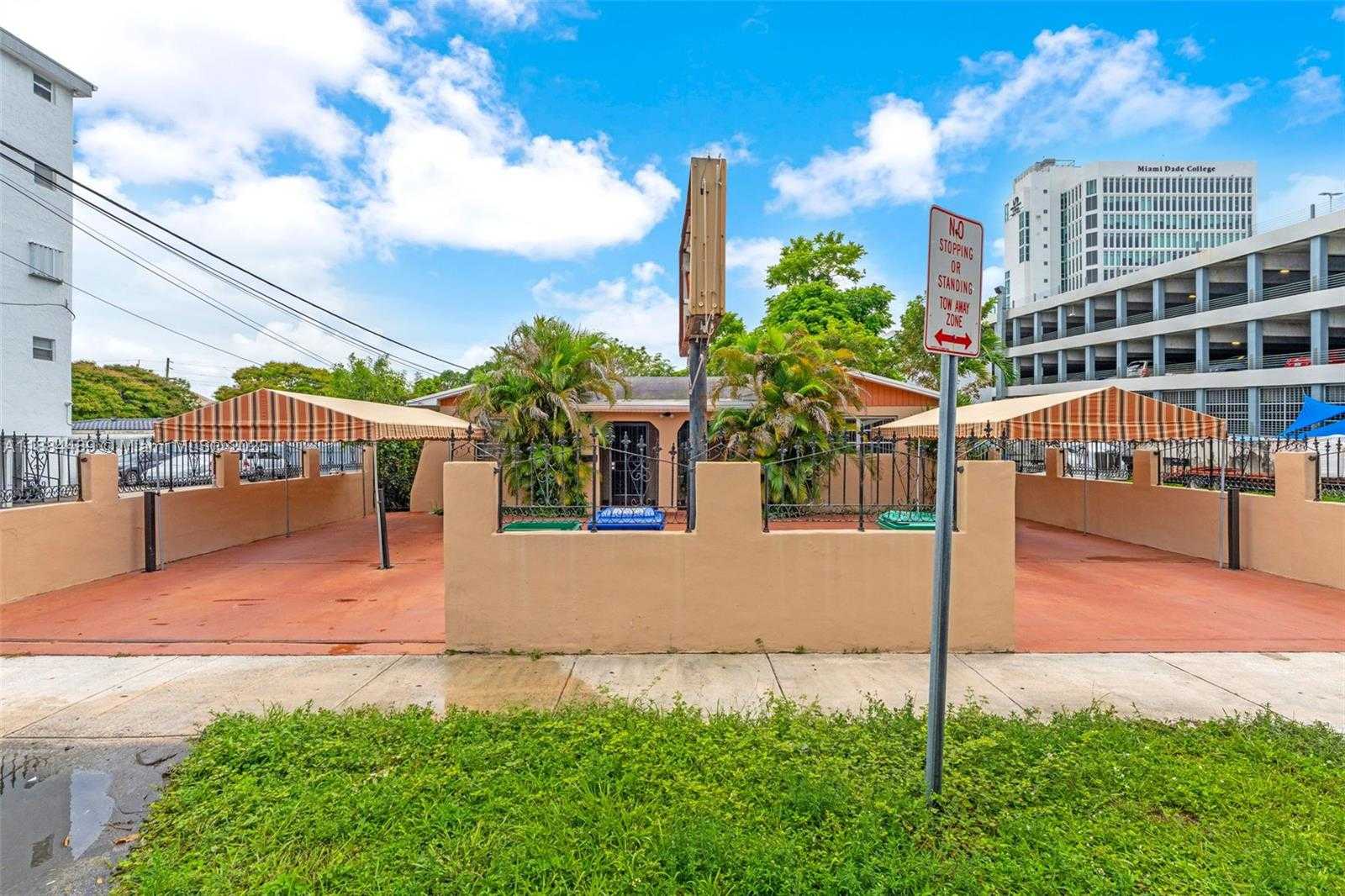 Small Image of 2524 SOUTH WEST 6TH ST, Miami Number 5