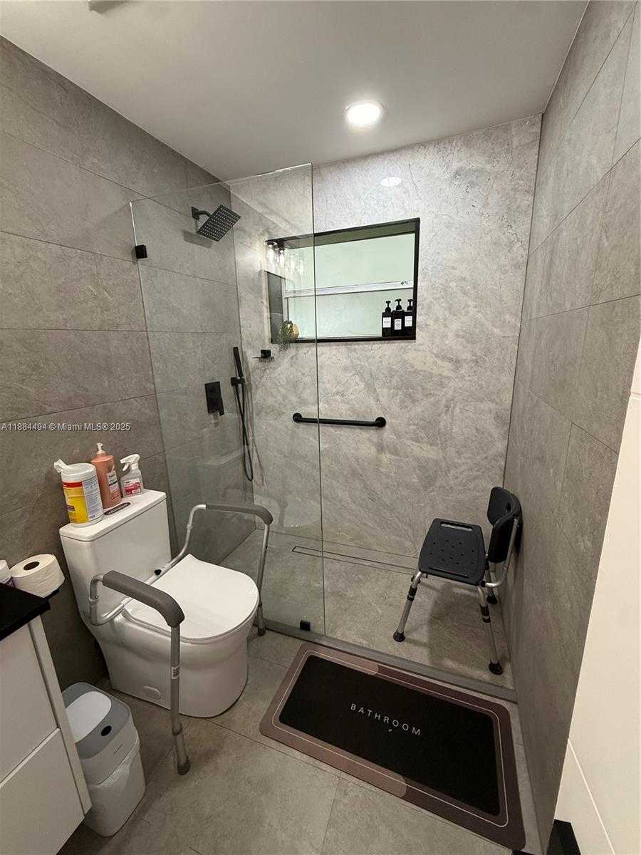 Small Image of 25425 SOUTH WEST 126TH CT, Homestead Number 16