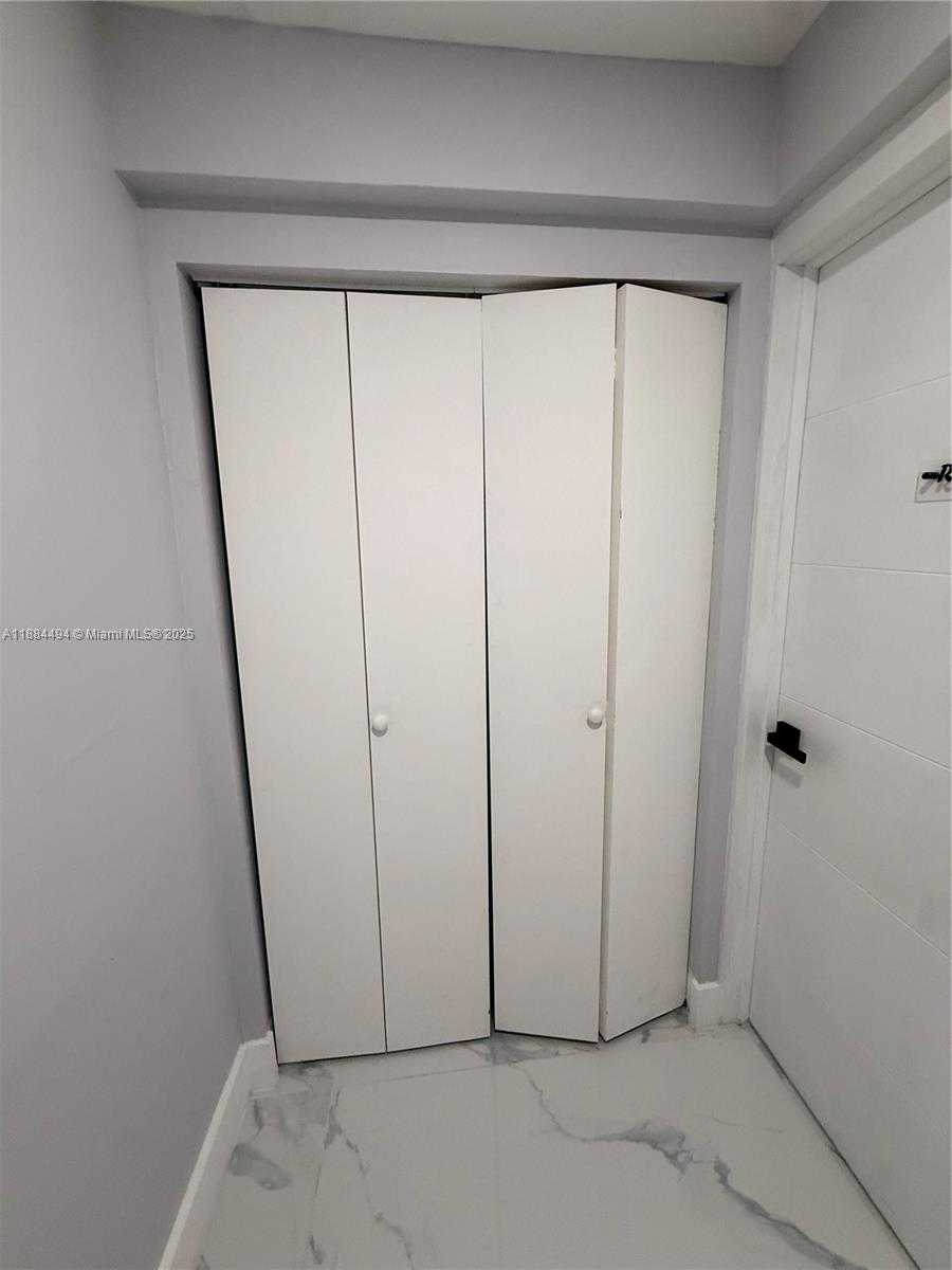 Small Image of 25425 SOUTH WEST 126TH CT, Homestead Number 24