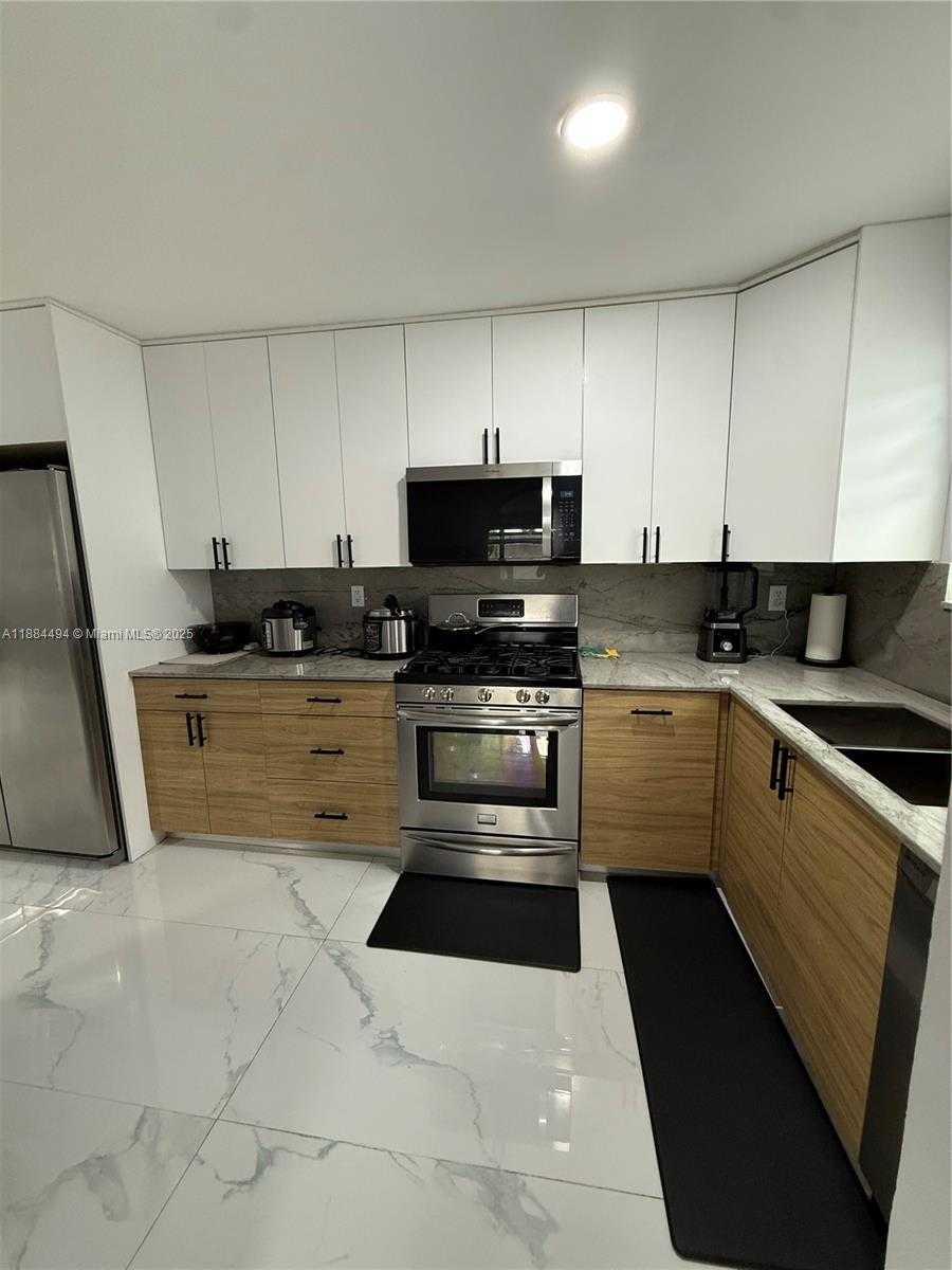 Small Image of 25425 SOUTH WEST 126TH CT, Homestead Number 39