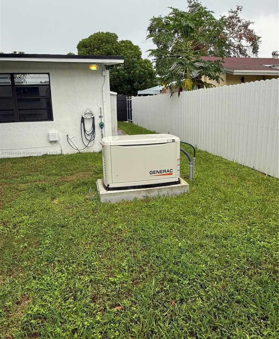 Small Image of 25425 SOUTH WEST 126TH CT, Homestead Number 47