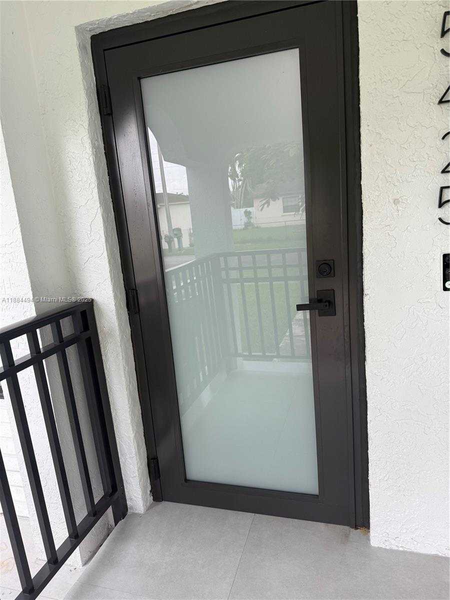 Small Image of 25425 SOUTH WEST 126TH CT, Homestead Number 5