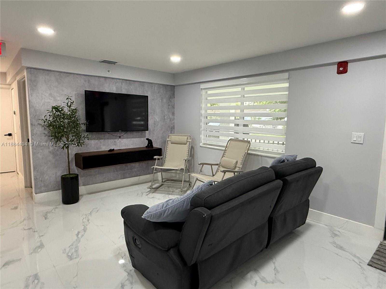 Small Image of 25425 SOUTH WEST 126TH CT, Homestead Number 8