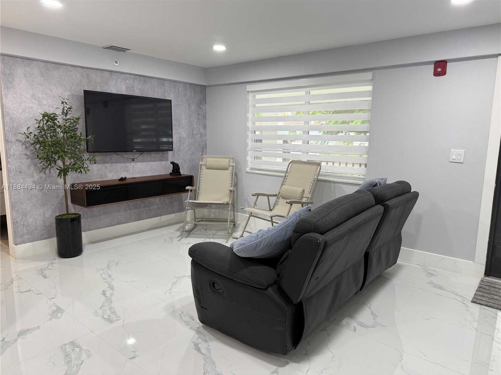 Small Image of 25425 SOUTH WEST 126TH CT, Homestead Number 9