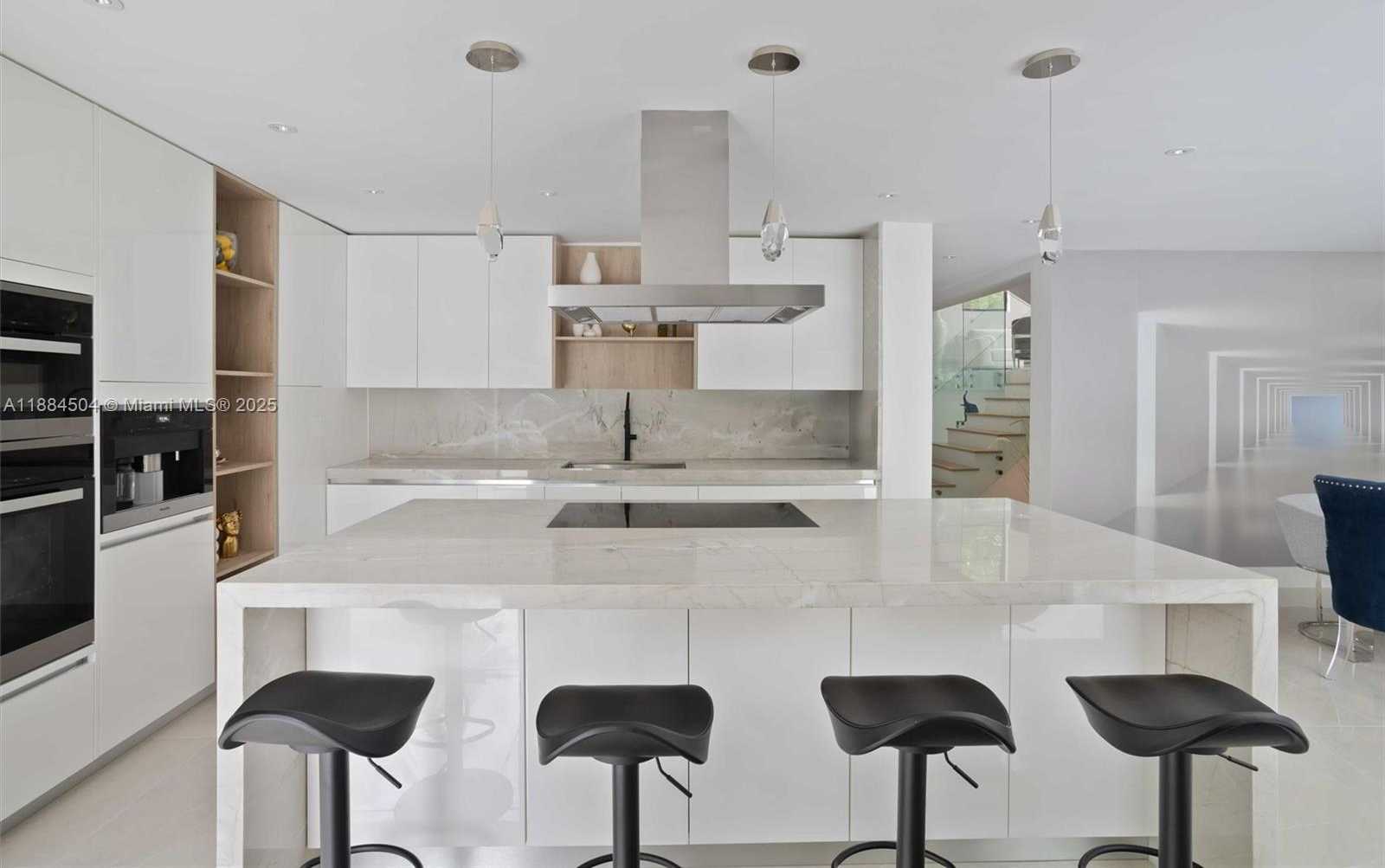 Small Image of 6510 CASTANEDA ST, Coral Gables Number 16