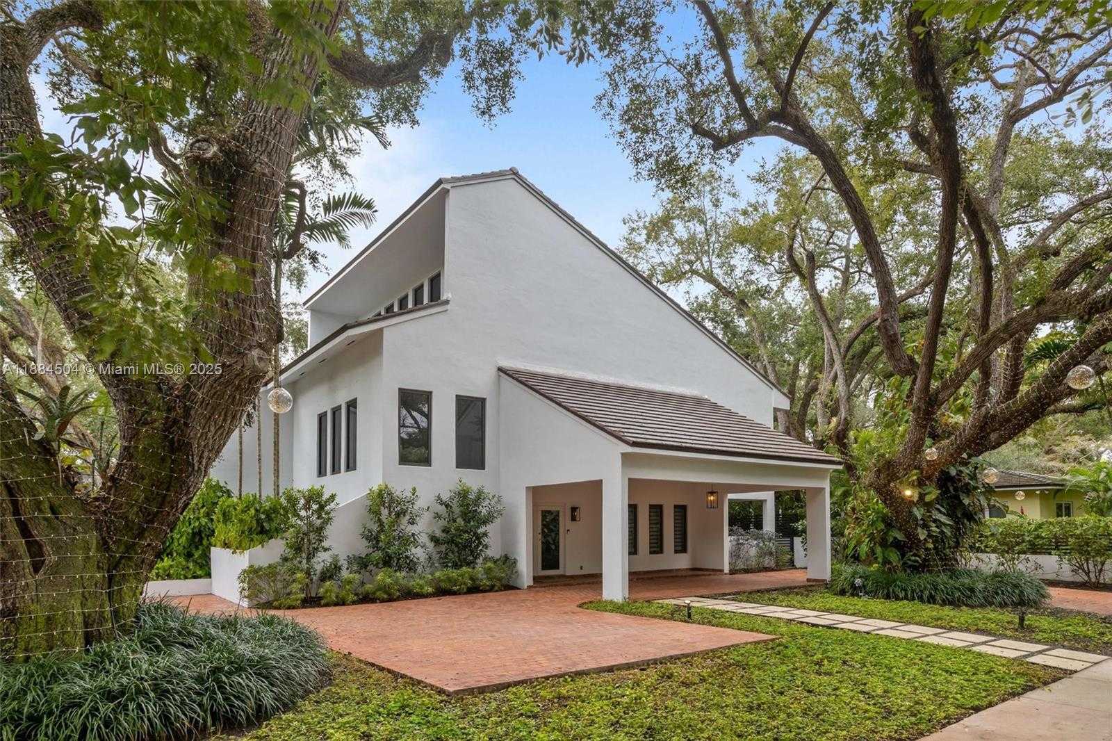 Small Image of 6510 CASTANEDA ST, Coral Gables Number 9