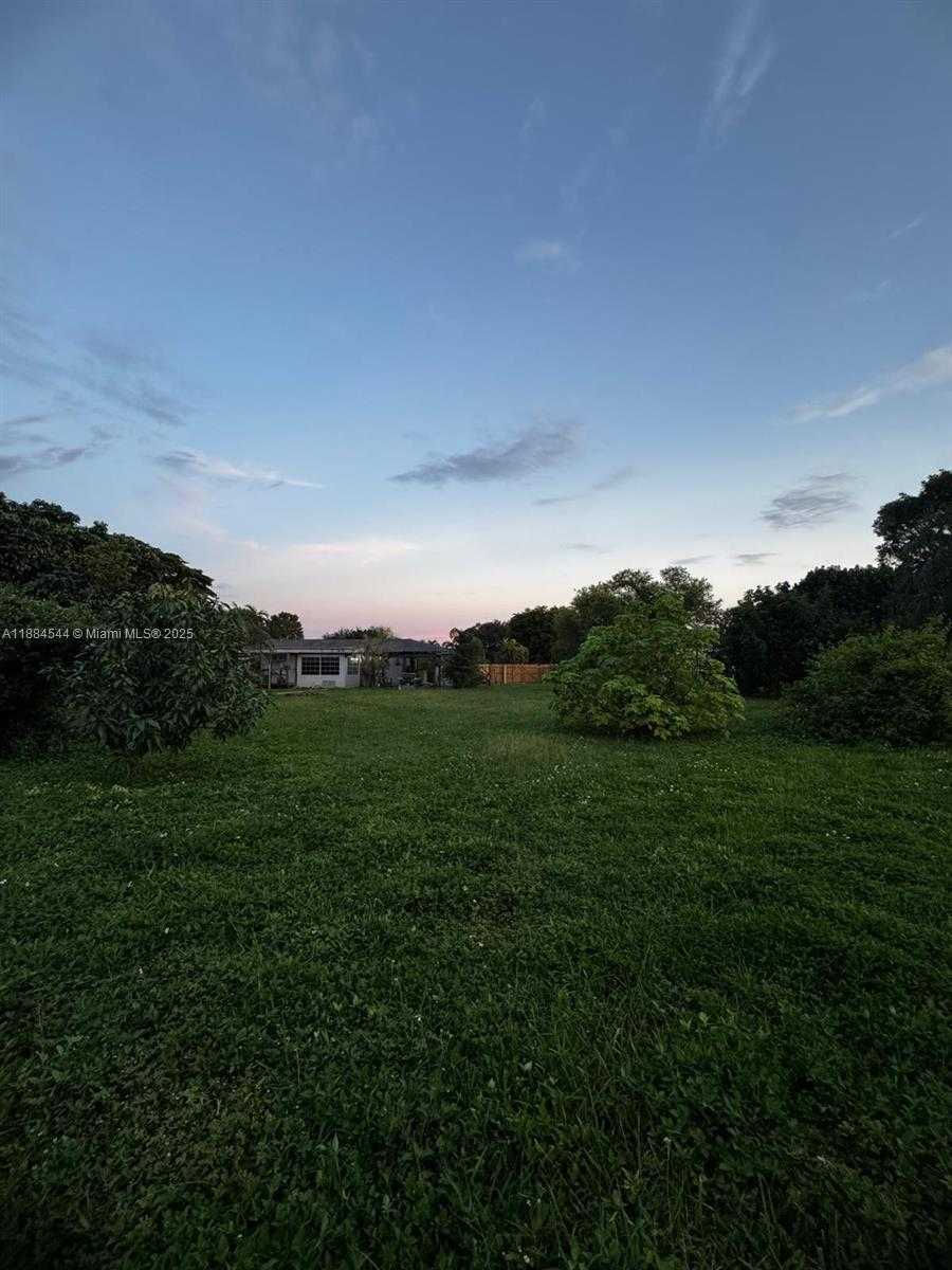Small Image of 16101 SOUTH WEST 281ST ST, Homestead Number 17